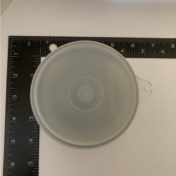 Tupperware 2 Vtg dessert bowls with lids - Picture 3 of 7